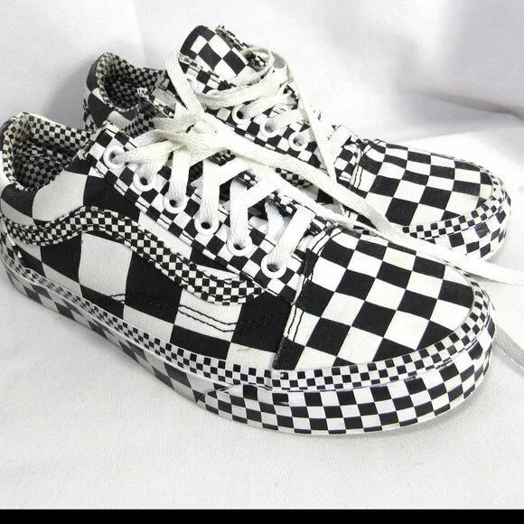 VANS OLD SKOOL CHECKER BOARD LACE UP SNEAKERS, WOMEN'S 7 OR MEN'S 5.5 - Picture 6 of 13